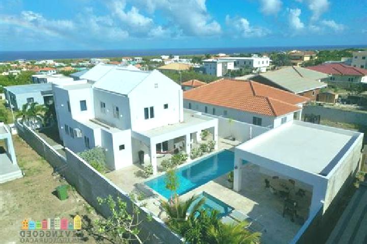 Escorts Grote Berg, Curacao — Local Companions