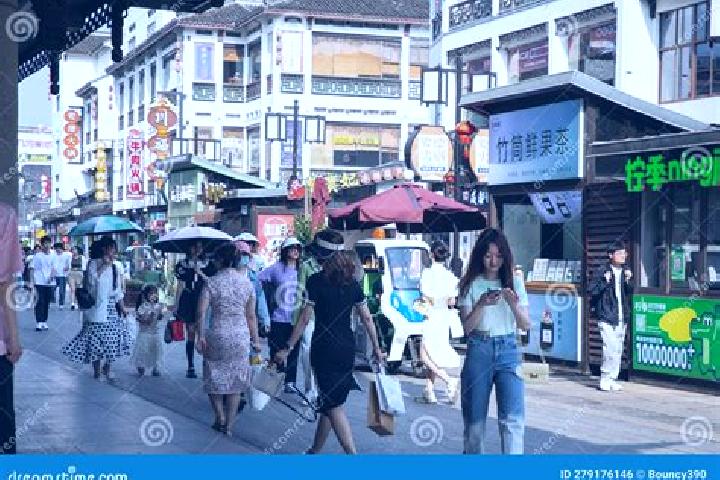 Escorts Guanqian, China — Local Companions