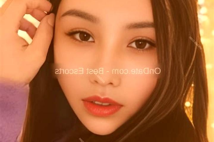 Escorts Guansheng, China — Local Companions