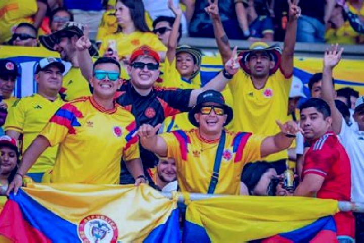 Escorts Gueepsa, Colombia — Local Companions