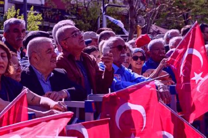 Escorts Guelluece, Turkey — Local Companions