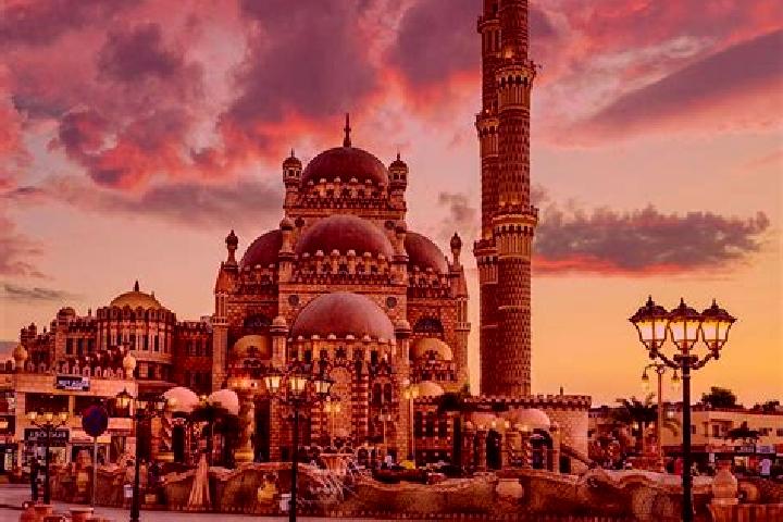 Escorts Hada iq al Qubbah, Egypt — Local Companions