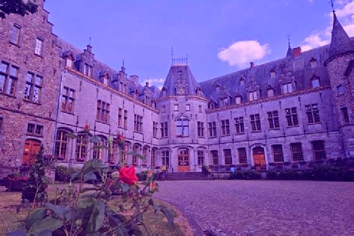 Escorts Ham-sur-Heure, Belgium — Local Companions