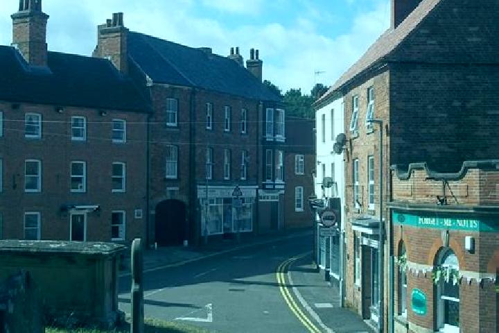 Escorts Hardwick Village, United Kingdom — Local Companions