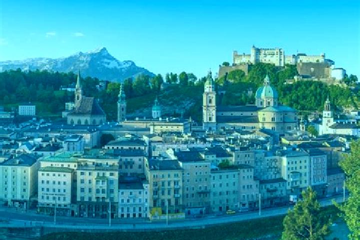 Escorts Haringsee, Austria — Local Companions
