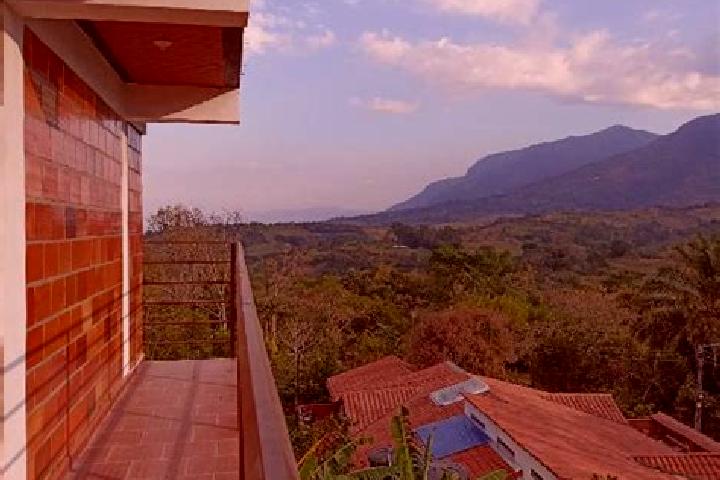 Escorts Hato, Colombia — Local Companions
