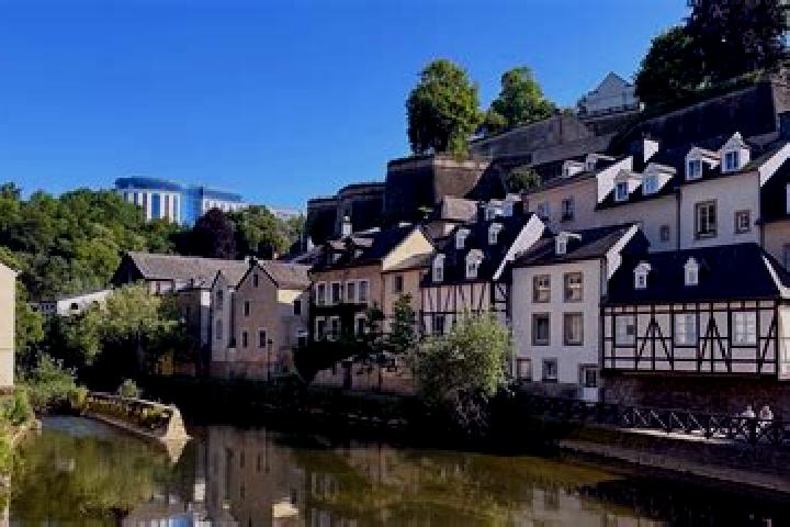 Escorts Hautcharage, Luxembourg — Local Companions