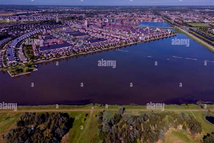 Escorts Heerhugowaard, Netherlands — Local Companions