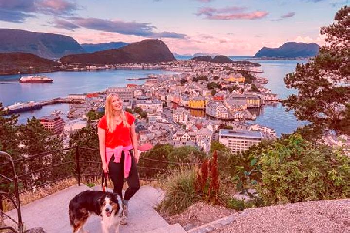 Escorts Hegra, Norway — Local Companions