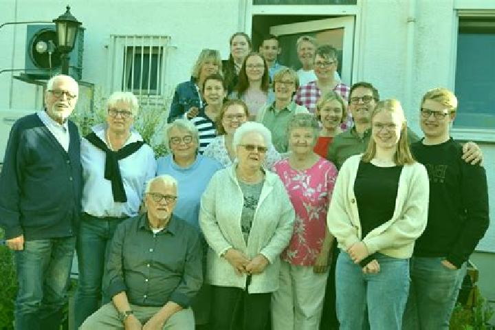 Escorts Heimersdorf, France — Local Companions