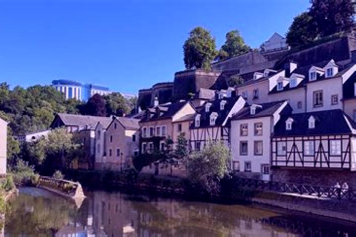 Escorts Helmdange, Luxembourg — Local Companions