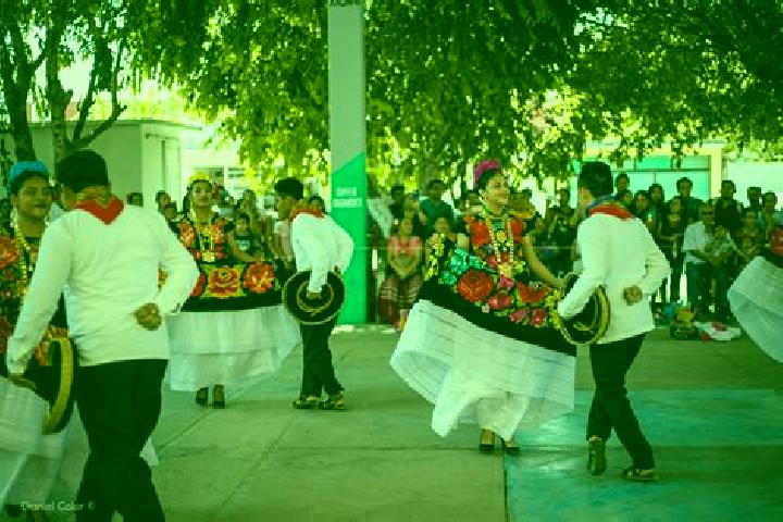 Escorts Heroica Villa de San Blas Atempa, Mexico — Local Companions