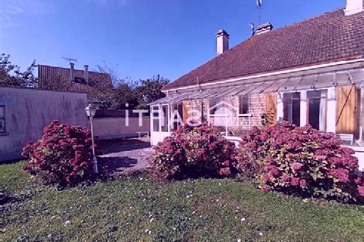 Escorts Herouvillette, France — Local Companions