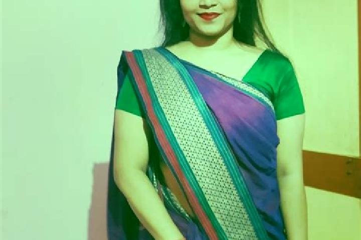 Escorts Hinakallu, India — Local Companions