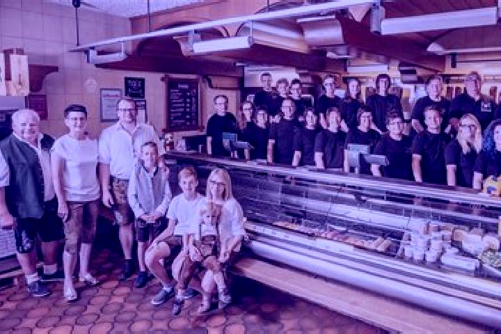 Escorts Hirschau, Germany — Local Companions