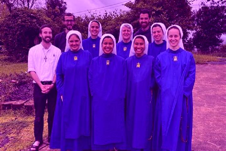 Escorts Hirson, France — Local Companions