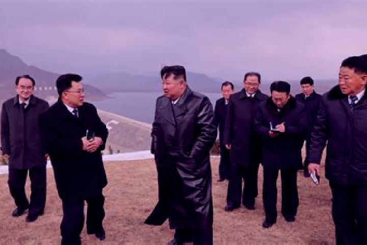Escorts Hoeyang, North Korea — Local Companions