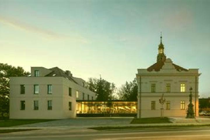 Escorts Holubice, Czech Republic — Local Companions