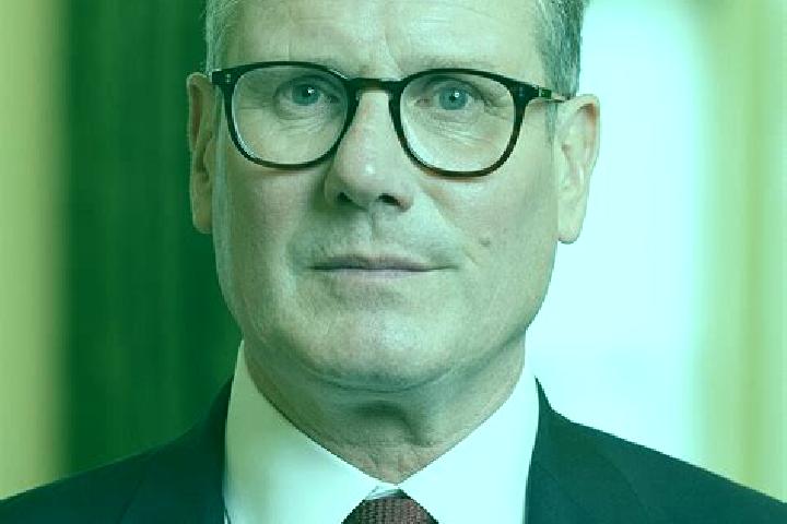 Escorts Holywood, United Kingdom — Local Companions