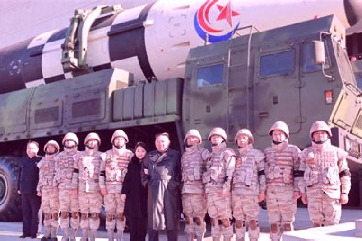 Escorts Hongwon, North Korea — Local Companions