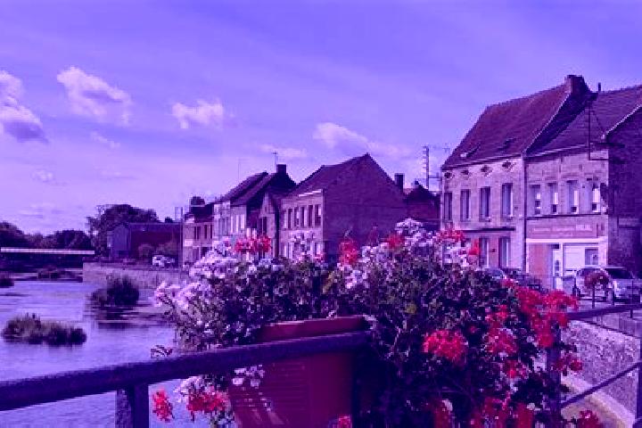 Escorts Honnecourt-sur-Escaut, France — Local Companions