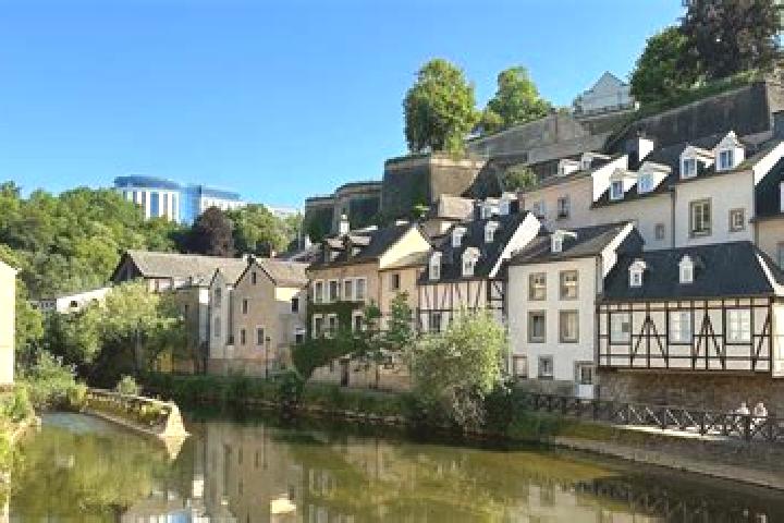 Escorts Hostert, Luxembourg — Local Companions