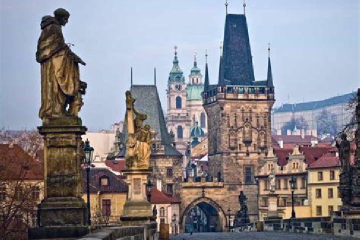 Escorts Hrobce, Czech Republic — Local Companions