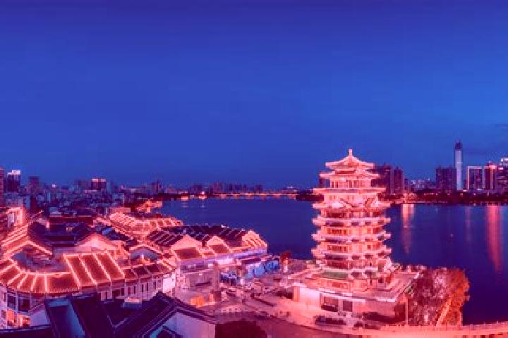 Escorts Huazhou, China — Local Companions