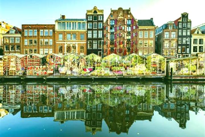 Escorts Husken, Netherlands — Local Companions