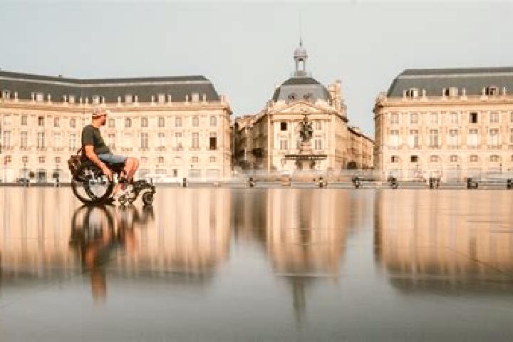 Escorts in France — City Directory — Page 300