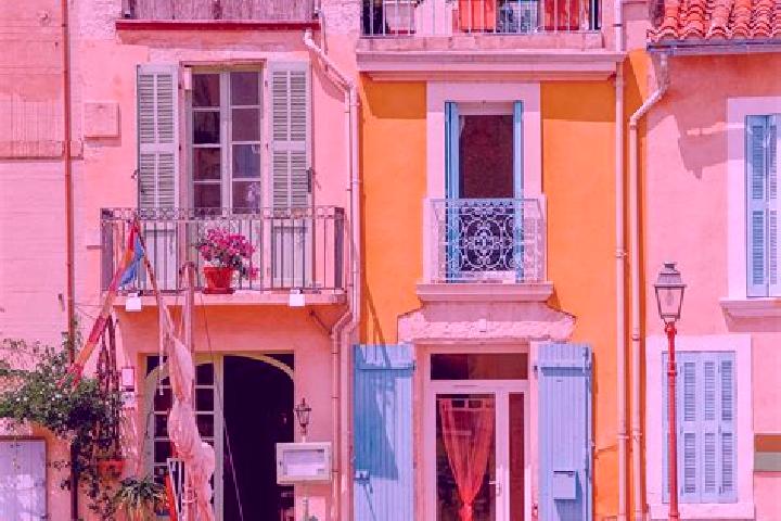 Escorts in France — City Directory — Page 52