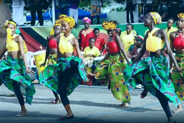 Escorts Iracoubo, French Guiana — Local Companions