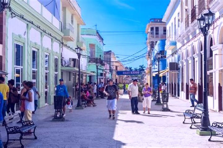 Escorts Isabela de Sagua, Cuba — Local Companions