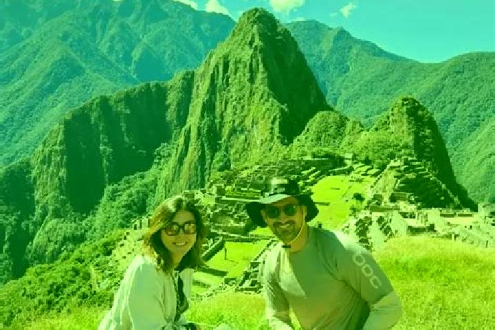 Escorts Iscozacin, Peru — Local Companions