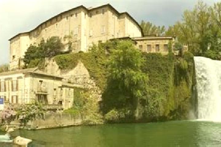 Escorts Isola del Liri, Italy — Local Companions