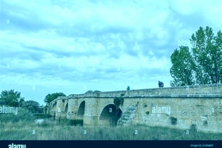 Escorts Itero del Castillo, Spain — Local Companions
