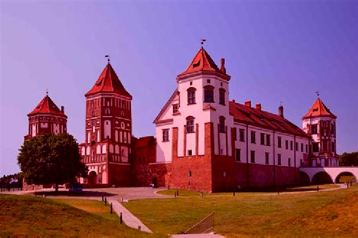 Escorts Ivyanyets, Belarus — Local Companions