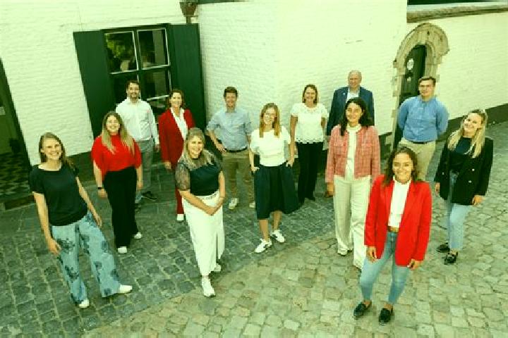 Escorts Izegem, Belgium — Local Companions