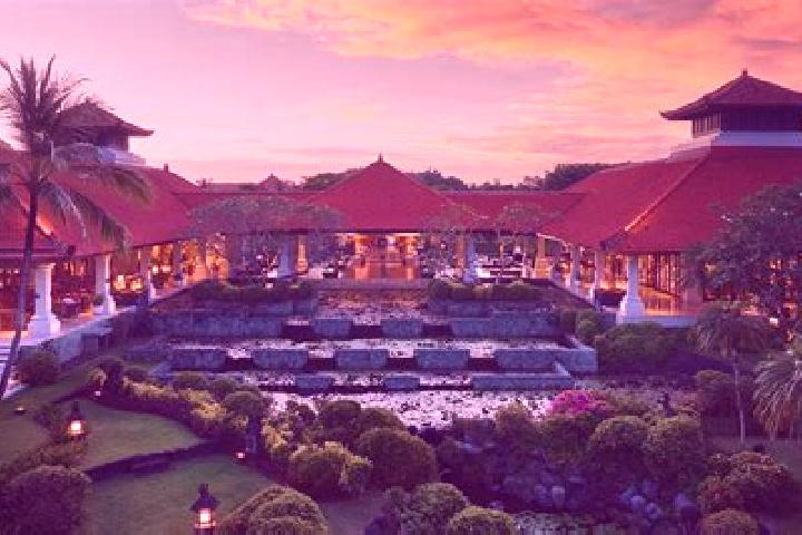 Escorts Jalupang Dua, Indonesia — Local Companions