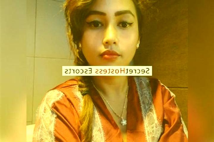 Escorts Jambuluwuk, Indonesia — Local Companions