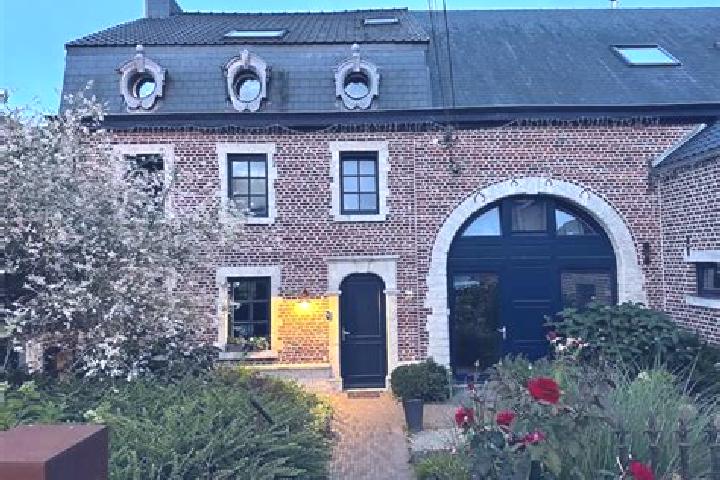 Escorts Jandrain-Jandrenouille, Belgium — Local Companions