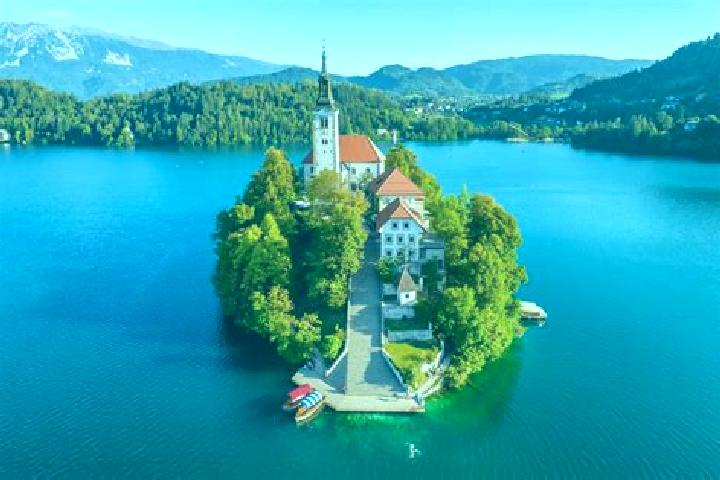 Escorts Jezero, Slovenia — Local Companions