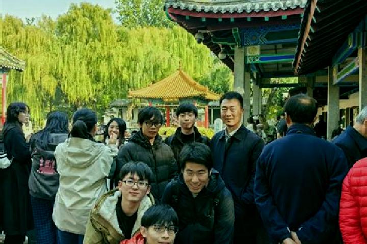 Escorts Jianzhu, China — Local Companions