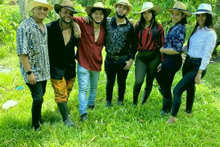 Escorts Jicaro Galan, Honduras — Local Companions