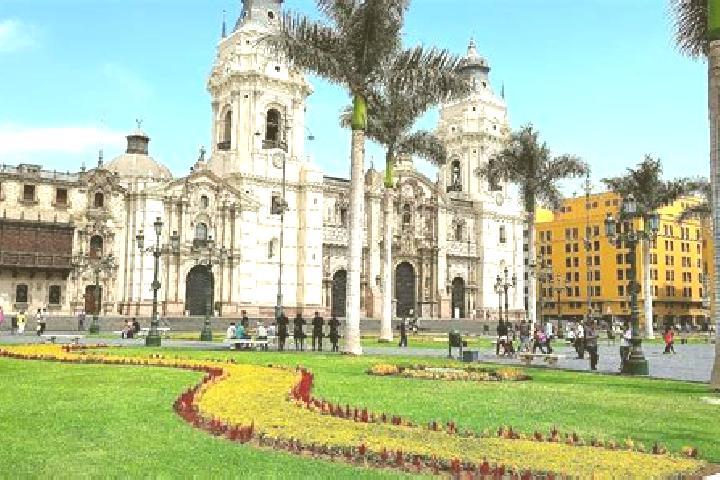 Escorts Jilili, Peru — Local Companions