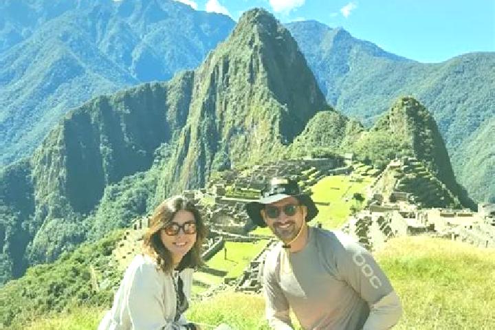Escorts Jircan, Peru — Local Companions