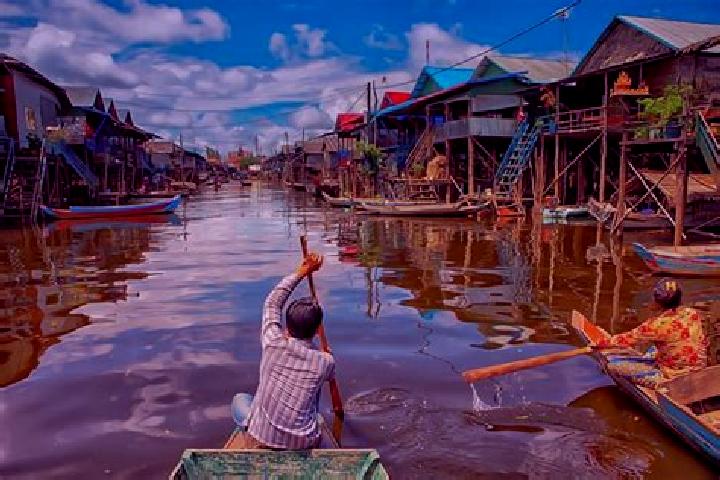 Escorts Kampong Trach, Cambodia — Local Companions