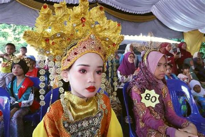 Escorts Kampong Wang Tepus, Malaysia — Local Companions