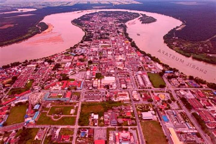 Escorts Kampung Teluk Kumbar, Malaysia — Local Companions