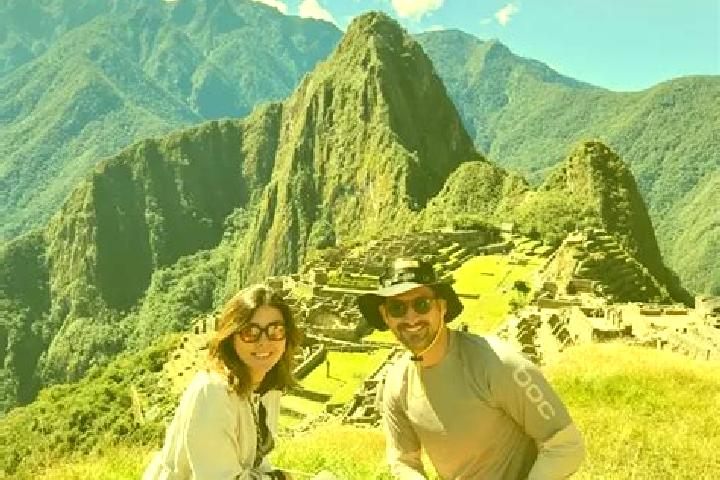 Escorts Kana, Peru — Local Companions